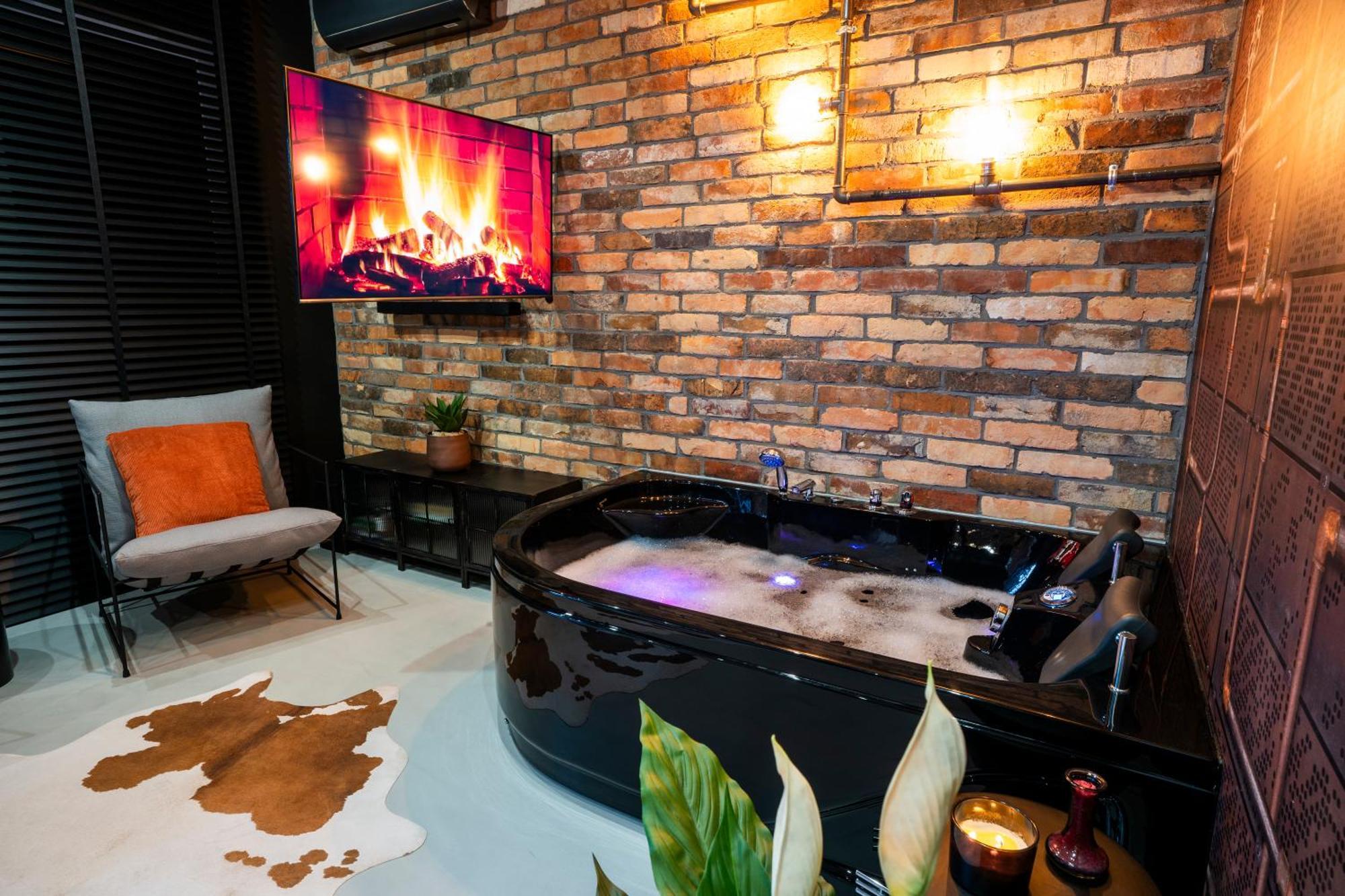 Industrial 58 Jacuzzi * Zator